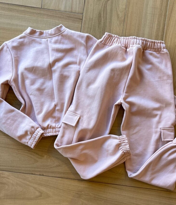 fernandaramoskids com br Conjunto Infantil Feminino Moletom Jaqueta e Calça Cargo Rose2