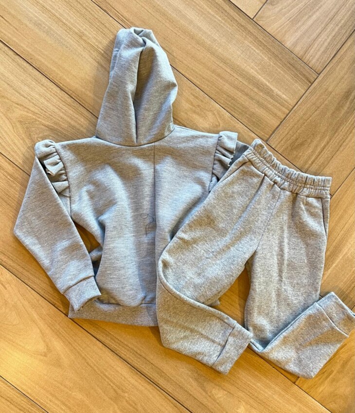 fernandaramoskids com br Conjunto Infantil Feminino Moletom Jaqueta Estrelinha e Calça Cinza2