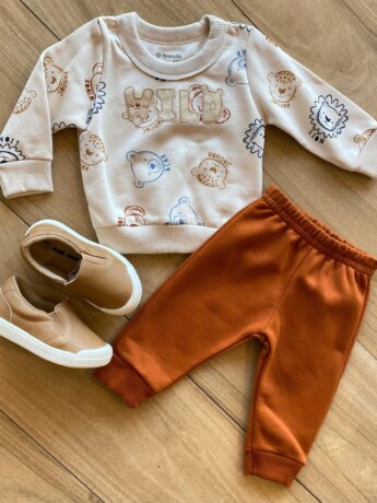 Conjunto Infantil Masculino Blusão Estampa e Calça Jogger Caramelo Fernanda Ramos Kids