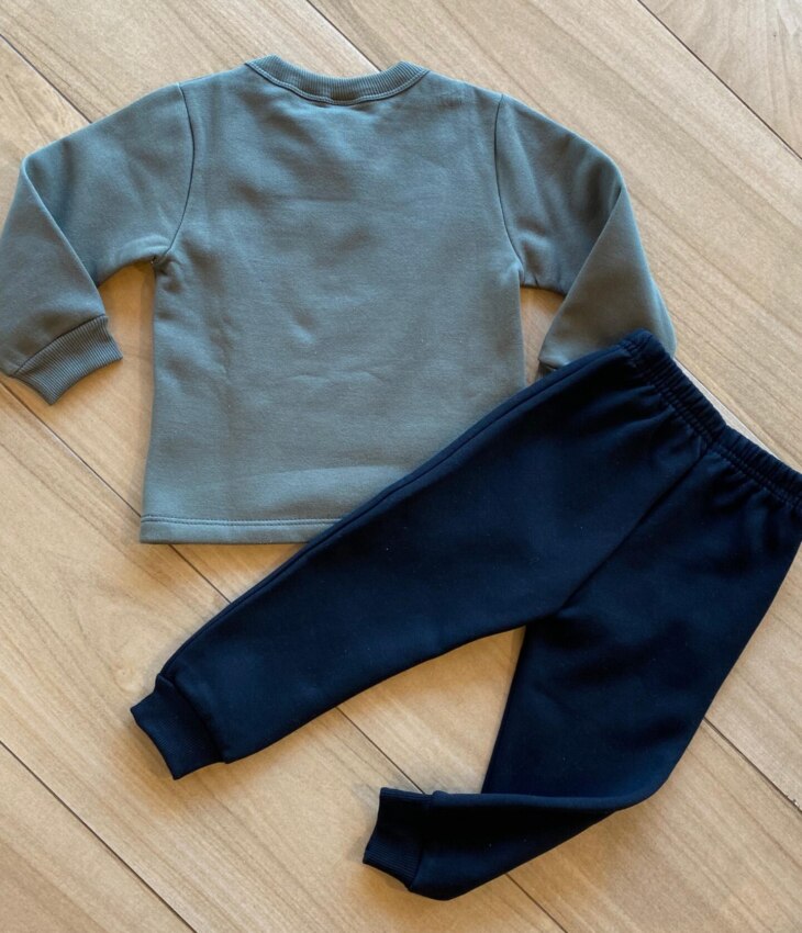 fernandaramoskids com br Conjunto Infantil Masculino Blusão Verde Urso e Calça Jogger Preta2