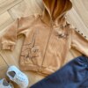 fernandaramoskids com br Conjunto Infantil Masculino Jaqueta Dinossauro e Calça Jogger2