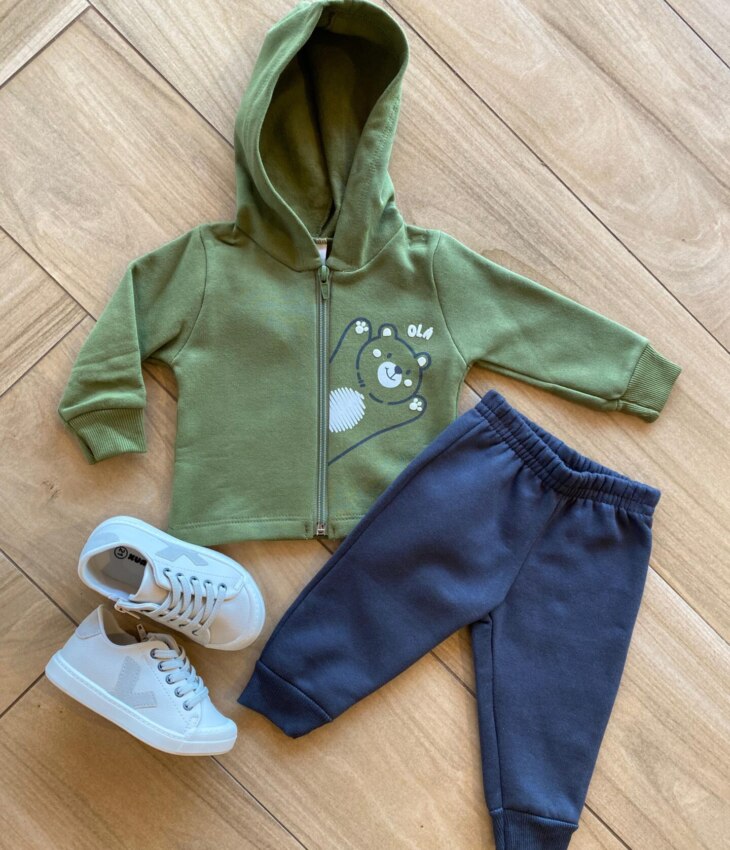 Conjunto Infantil Masculino Jaqueta Verde Olá e Calça Jogger Fernanda Ramos Kids