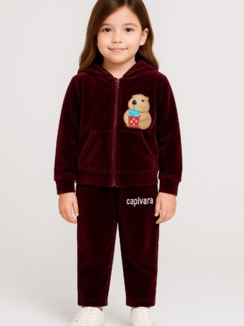 Conjunto Infantil Veludo Blusa Manga Longa e Calça Marsala Capivara fernanda ramos kids