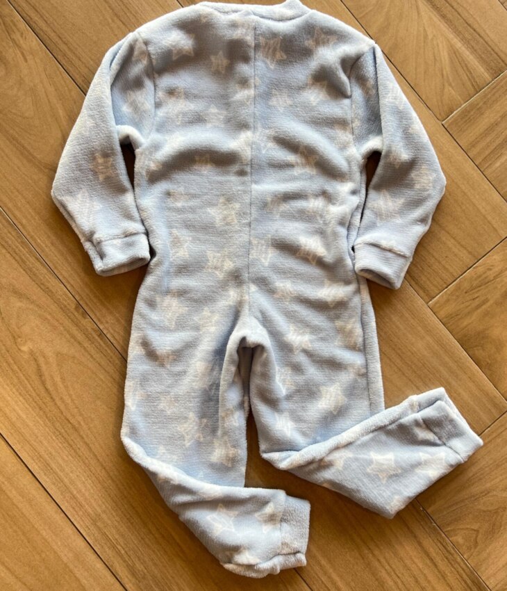 fernandaramoskids com br Pijama Macacão Infantil Masculino Peluciado Azul com Estrelas2