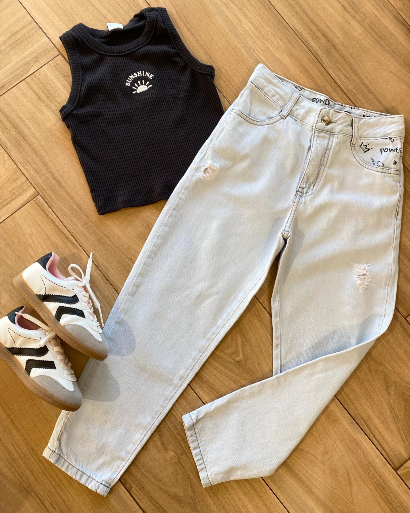 Calça Feminina Infantil Jeans Mom Clara com Detalhes Fernanda Ramos Kids