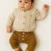Conjunto Infantil Masculino Casaco Trico Bege e Calça Marrom Fernanda Ramos Kids