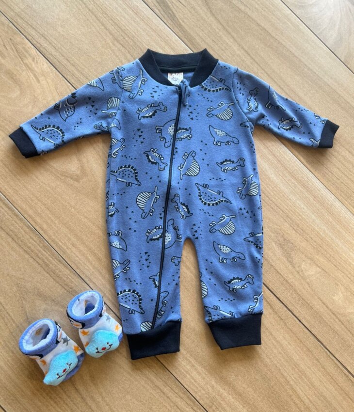 Macacão Infantil Masculino Estampado Dinossauros Azul Fernanda Ramos Kids