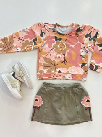 Conjunto Infantil Feminino Blusa Manga Longa Estampada Rosa e Short Saia Fernanda Ramos Kids