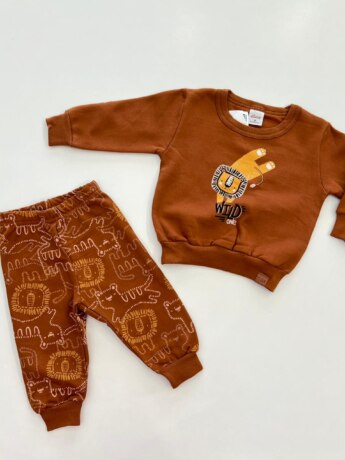 Conjunto Infantil Masculino Blusão Leão e Calça Jogger Marrom Caramelo Fernanda Ramos Kids