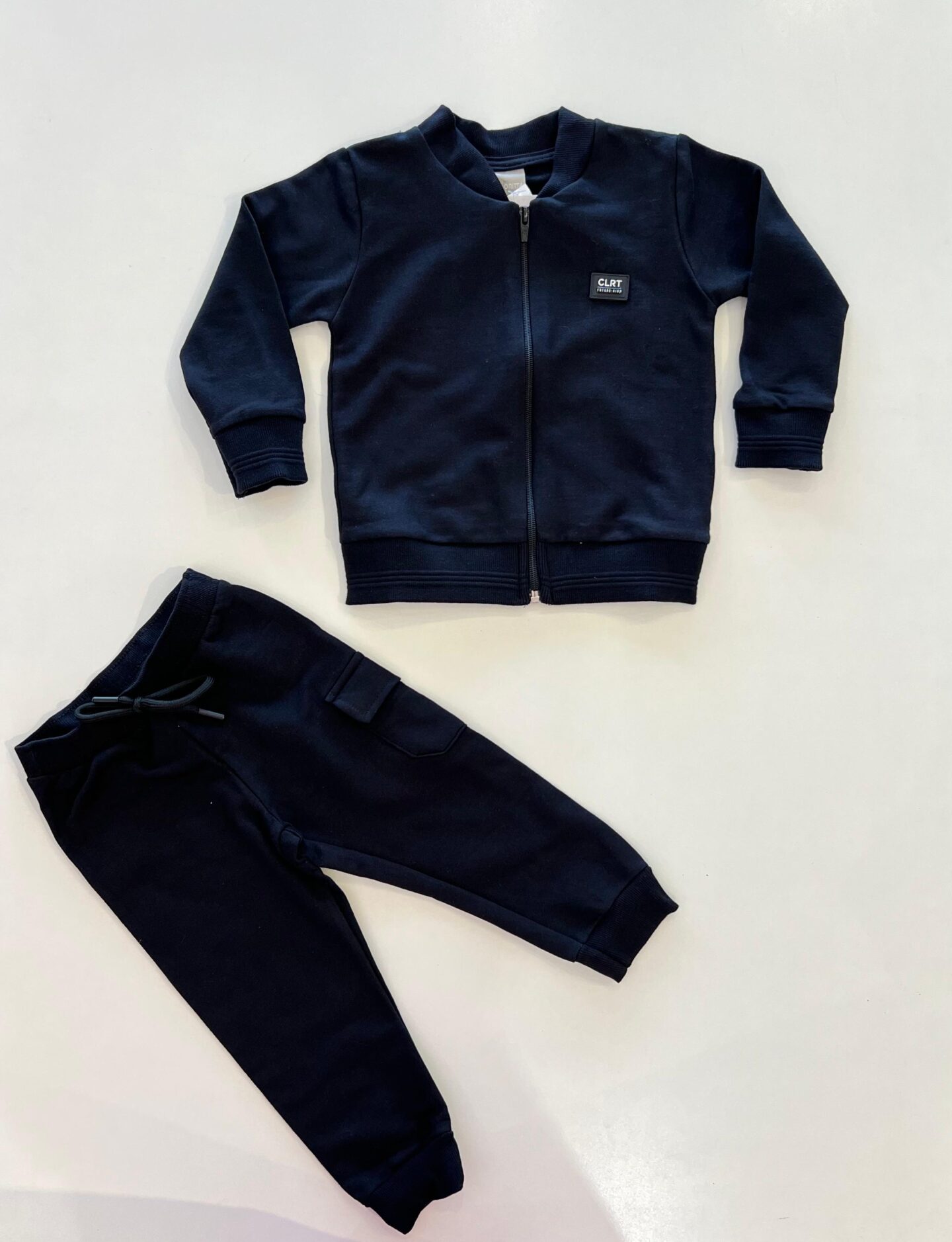 Conjunto Infantil Masculino Blusão com Ziper e Calça com Bolso Preta Fernanda Ramos Kids