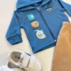 Conjunto Infantil Masculino Jaqueta Azul e Calça Jogger Bege Fernanda Ramos Kids