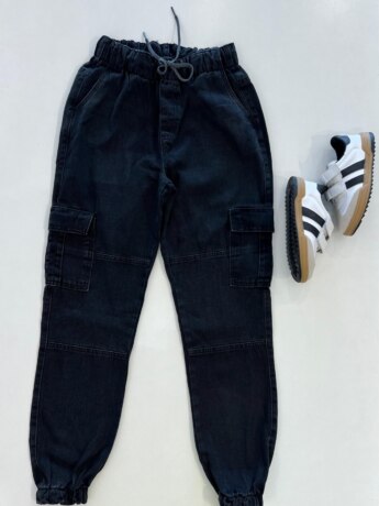Calça Masculina Infantil Jeans Jogger com Bolsos Preto Fernanda Ramos Kids