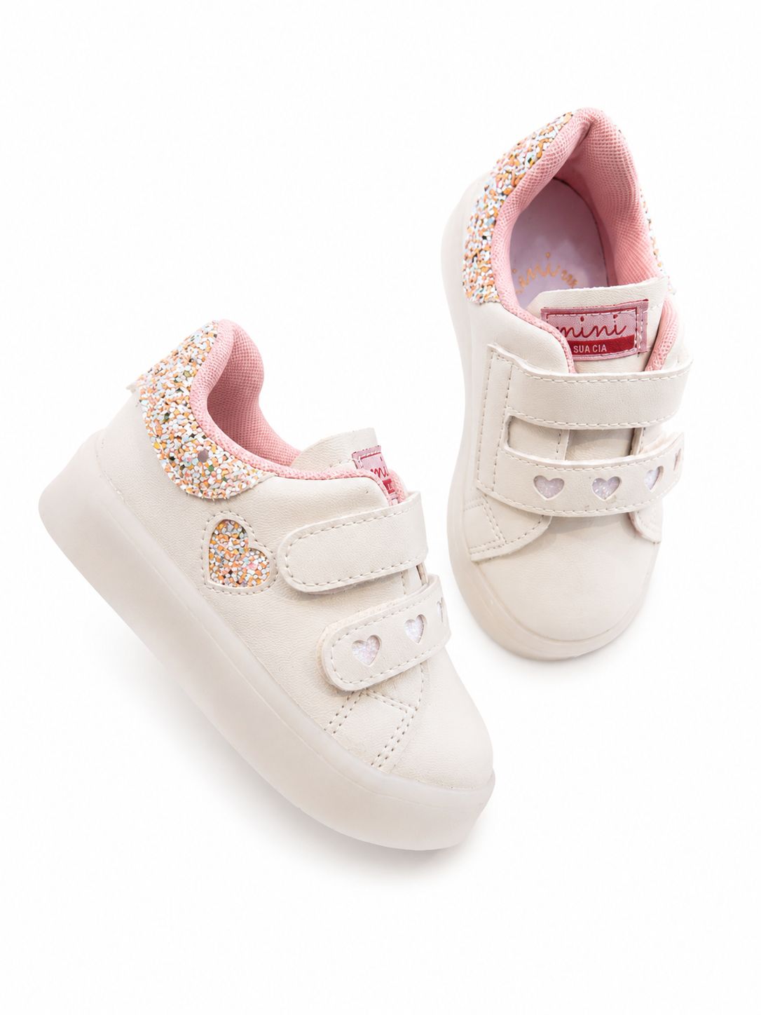 Tênis Infantil Feminino Casual Corações com Led Off White Fernanda Ramos Kids