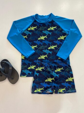 Conjunto Infantil Masculino Blusa Térmica e Sunga Tubarões Fernanda Ramos Kids